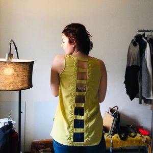 S.Y.L.K. Top - size medium